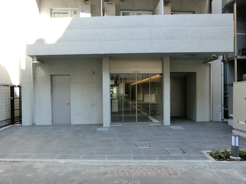ZOOM川崎EAST エントランス