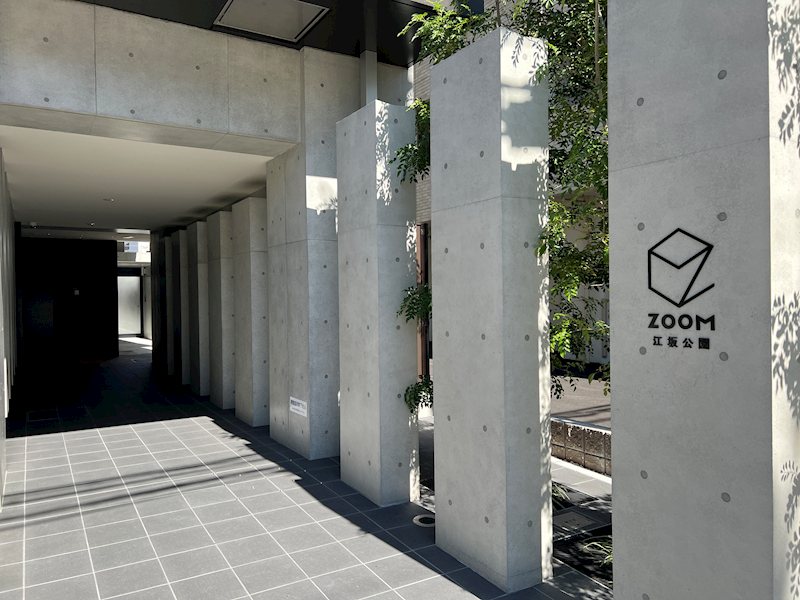 ZOOM江坂公園 エントランス
