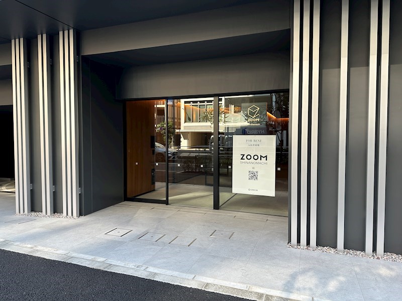ZOOM信濃町 エントランス