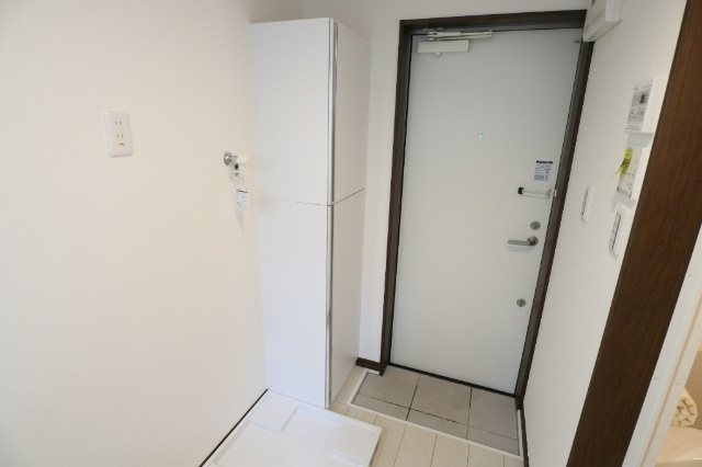 アルカンシエル金沢八景 玄関