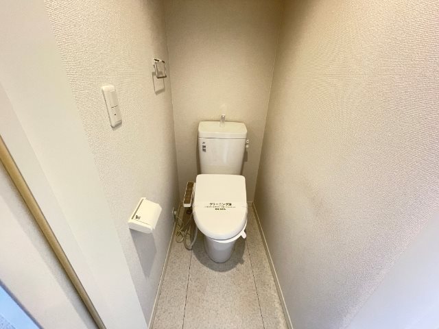 フランブリーズ追浜東町 トイレ