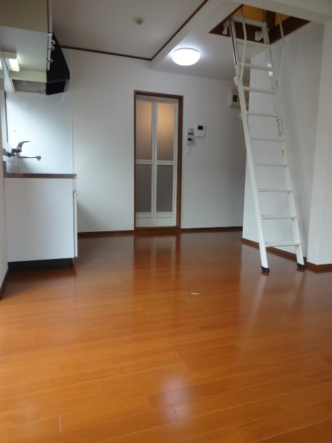 コーポ静★仲介手数料半月分★ リビング