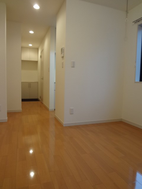 コーポ千歳★仲介手数料半月分★ リビング