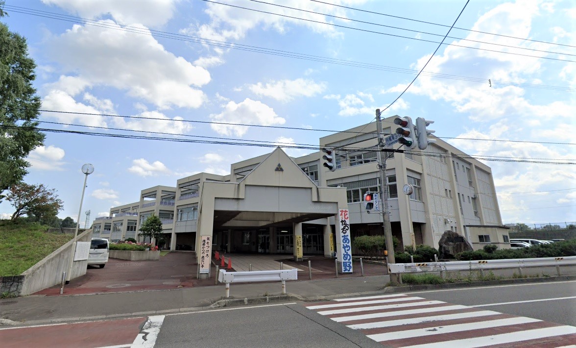 朝日ハイツ１号棟 中学校