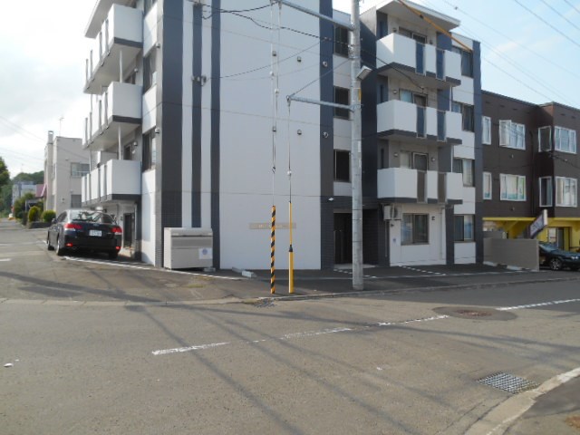 Mill clique 駐車場