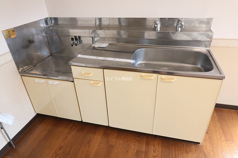 しろがねパレス キッチン