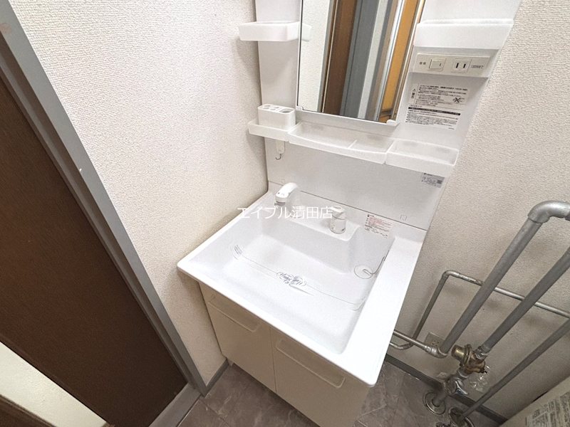ウッディヴィレッヂA館 洗面所