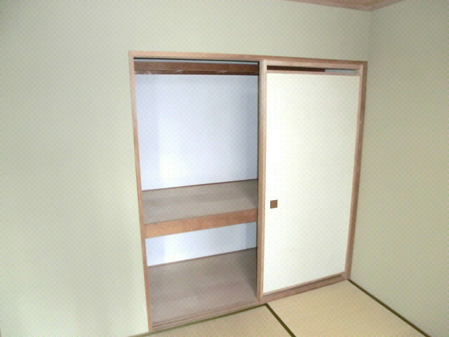 エクレール羊ヶ丘 収納