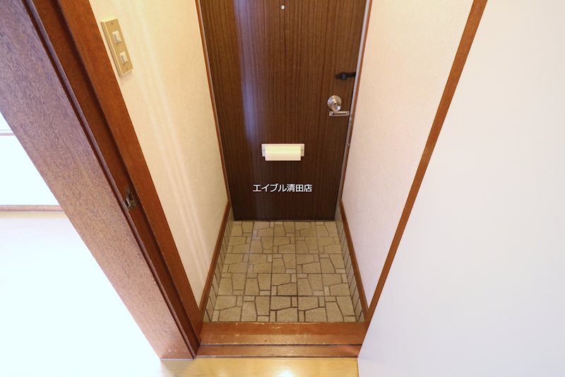 ハイツ清明 玄関