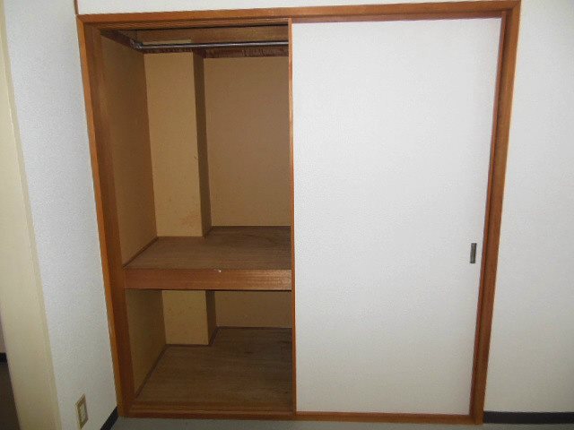 シャトル1DK 収納
