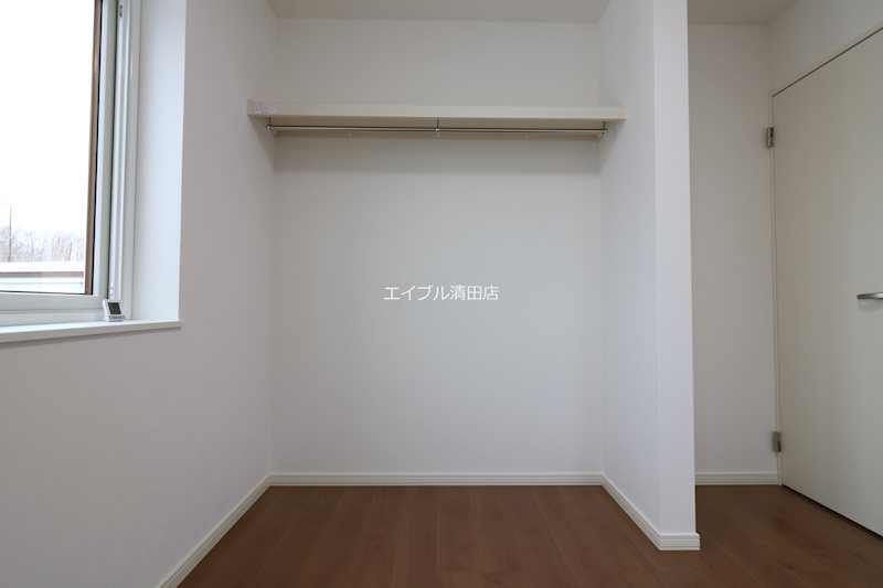 清田7-2-8-1 収納