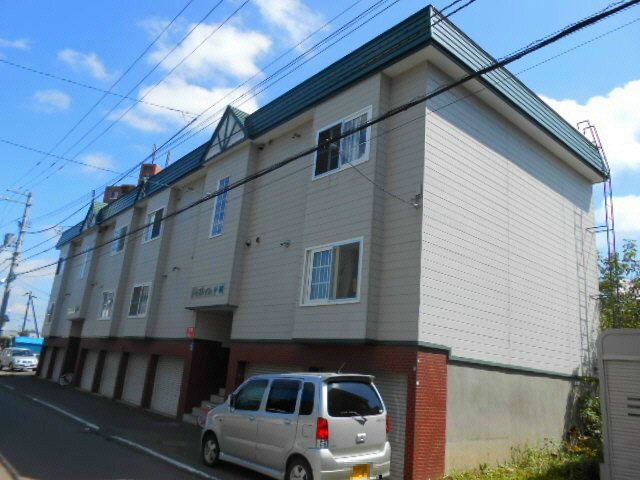ジャストイン平岡 外観