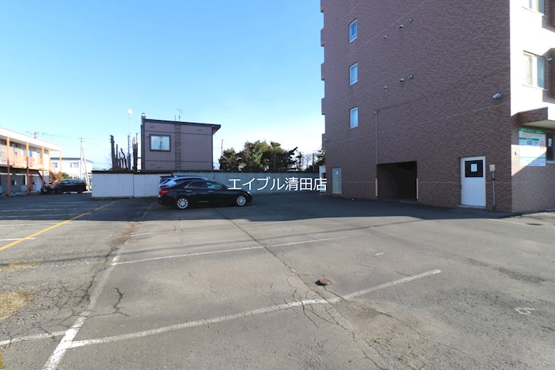 KDマンションⅠ 駐車場