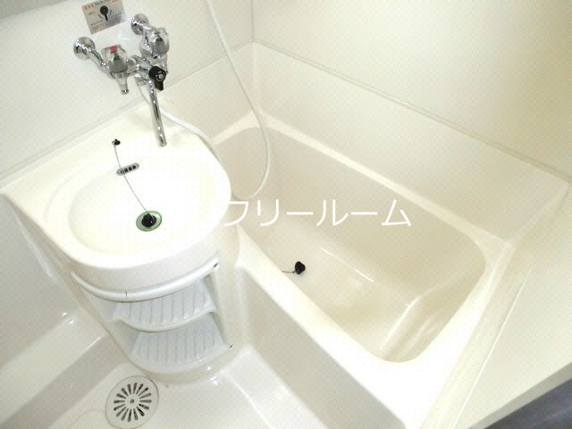 グリーンヒルシャトー 風呂画像