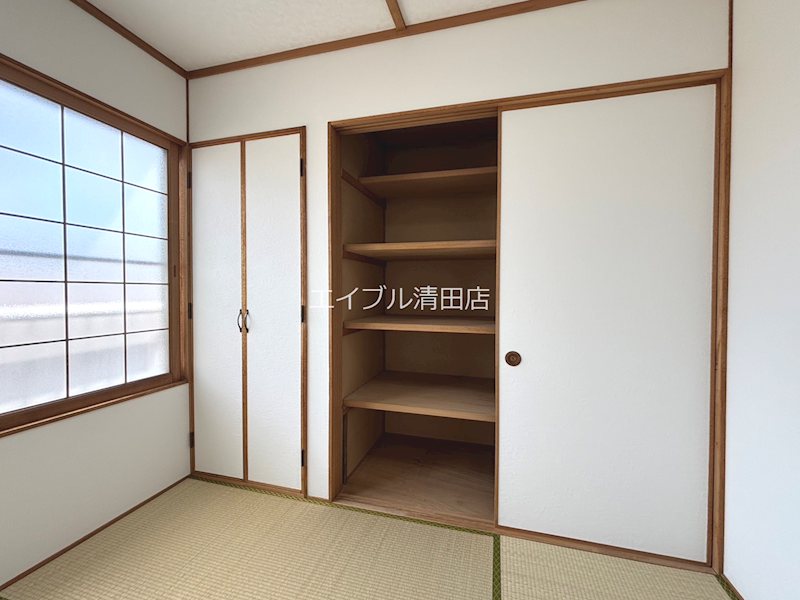 北栄ハイツC 収納