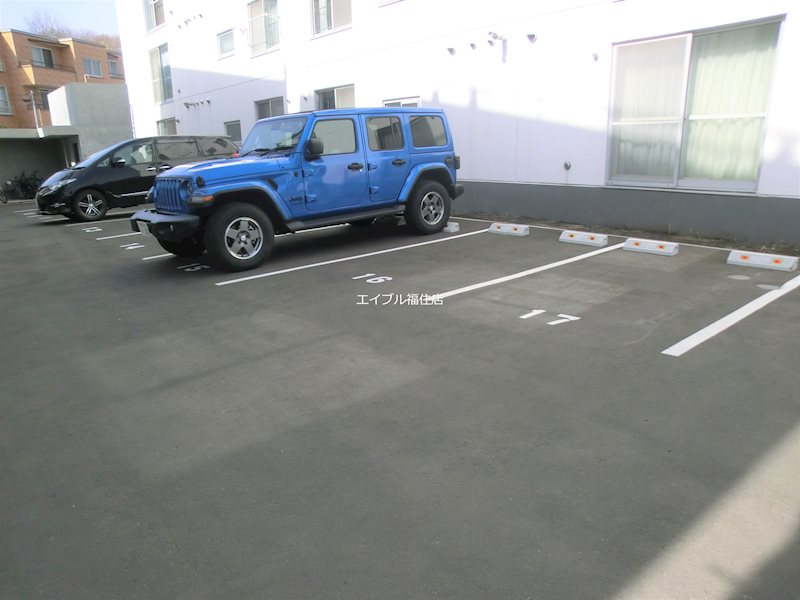 ノルデスタパークムーン 駐車場