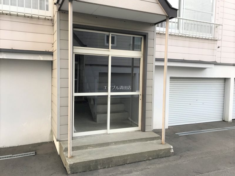 グリーンヒルB エントランス