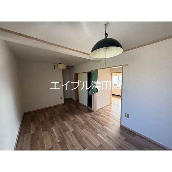 チェリーハウス 玄関