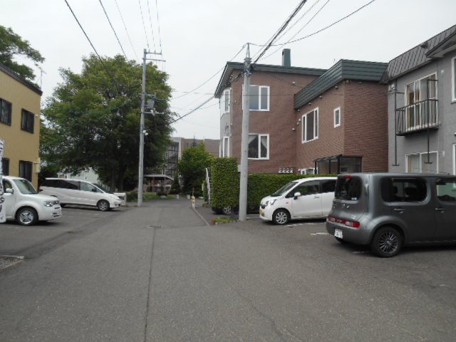チェリーハウス 駐車場