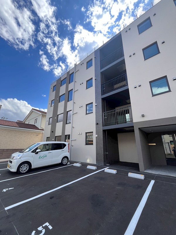 Le Clair minamimaruyama 駐車場