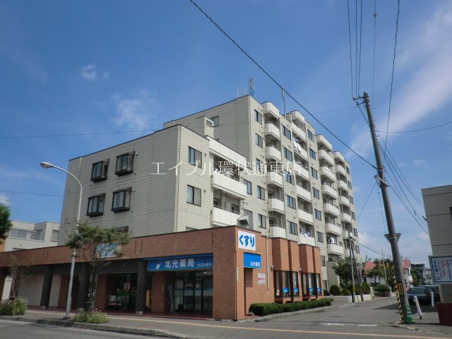 サンシャイン85 外観