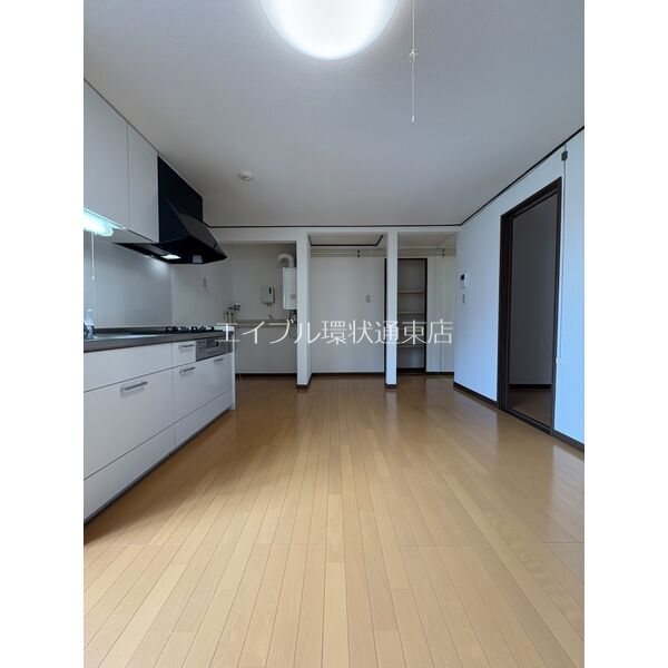 北海道札幌市東区本町二条４丁目 リビング