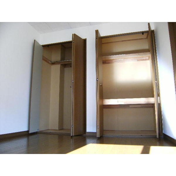 金盛マンションB棟 収納