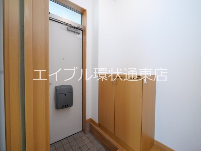 北海道札幌市東区北十二条東９丁目 玄関
