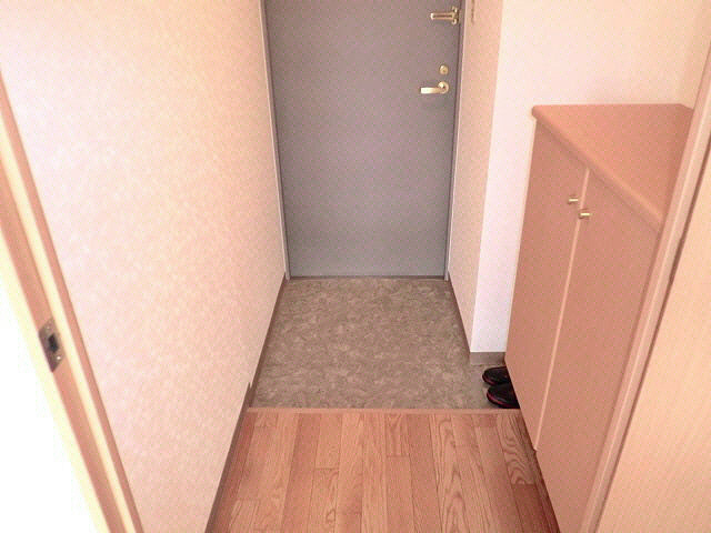 エテルナN9 玄関
