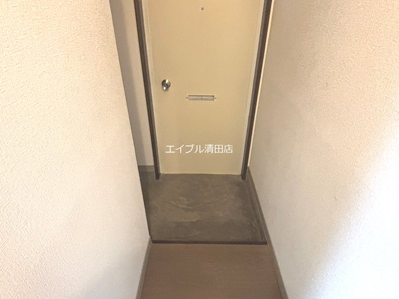 プレステージＭ真栄 玄関