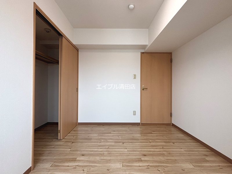 フェニックス真栄 収納