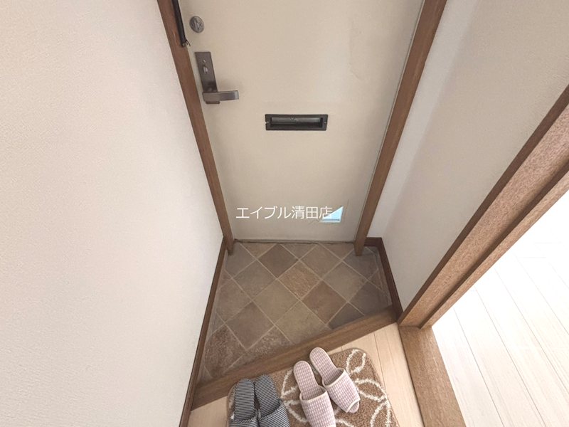 石田ハイツ2・1 玄関