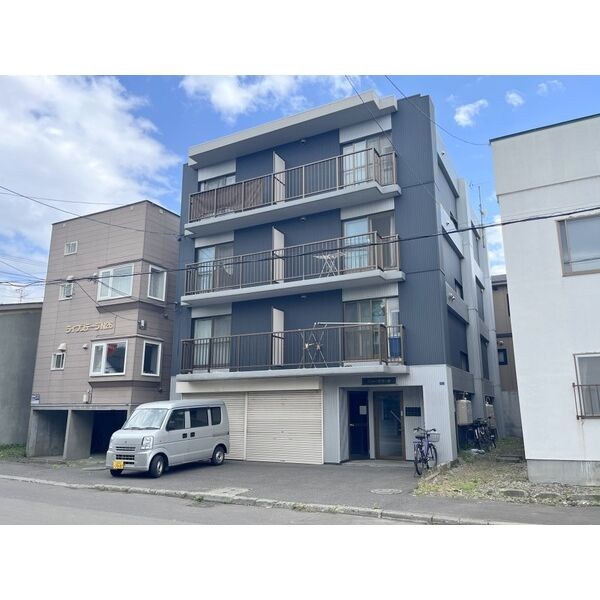 ニューセリーヌ 外観