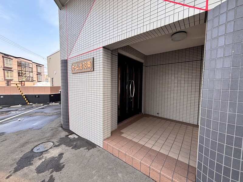 カーム北18条 エントランス