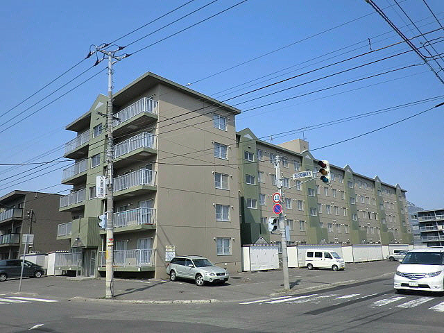 グランベルサ 外観