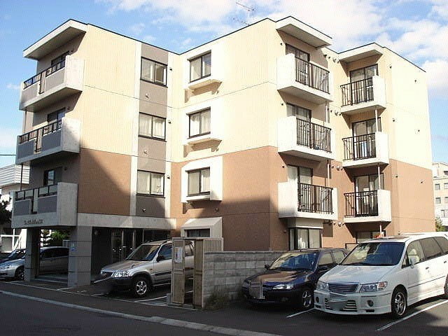 シャリテ元町 外観