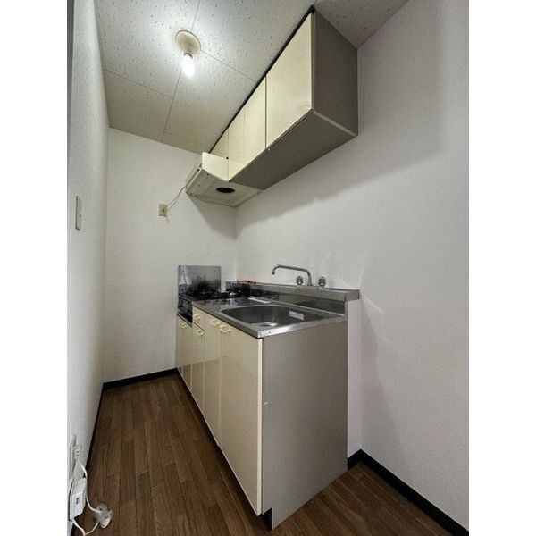 エスコート２５ キッチン
