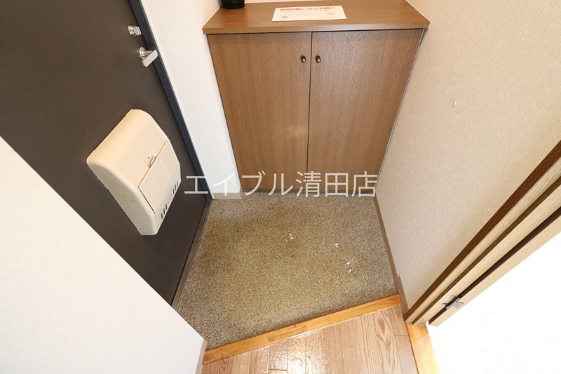 サンセール清田 玄関