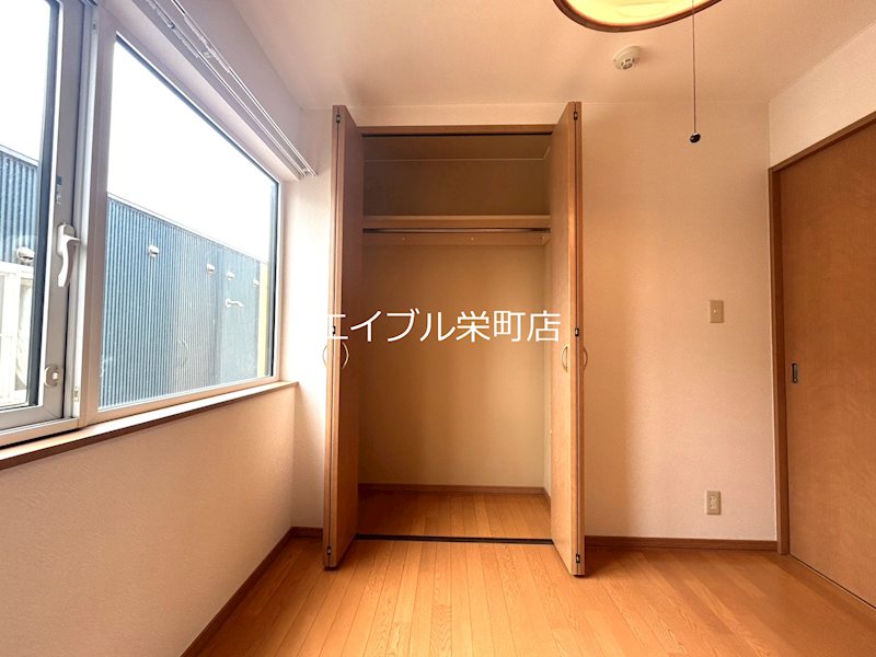 ヴィラージュ空港通り 収納