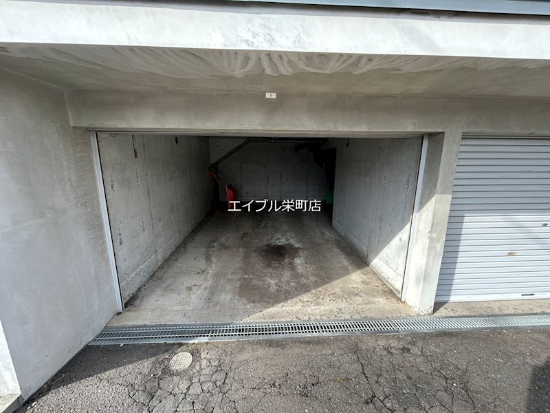 元町60 駐車場