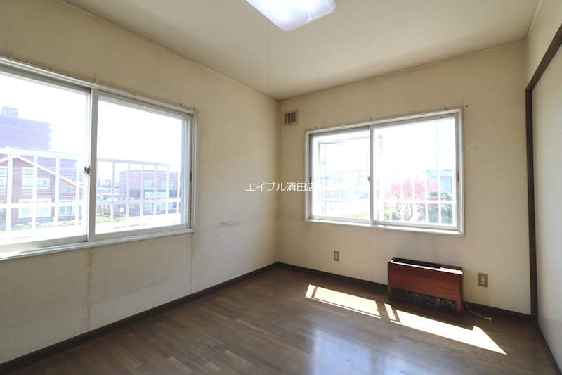 大曲幸町１丁目貸家 ベッドルーム