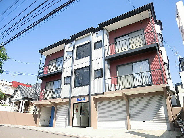 グランドール西岡 外観