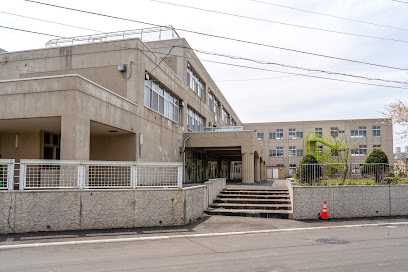 パスウェイ弐番館 小学校