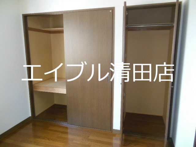 キャッスルローズ 収納