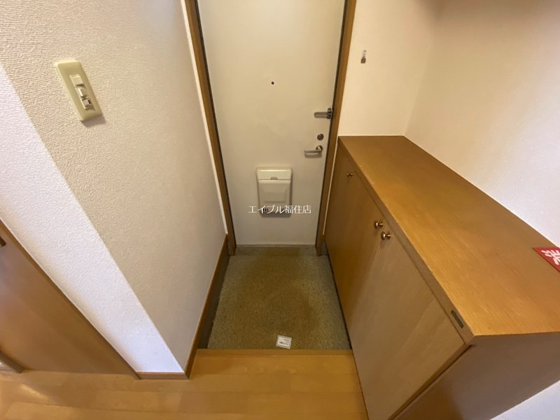 カーメルハウス月寒SE 玄関