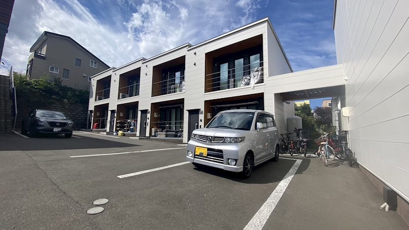 eie西岡TOWN エントランス