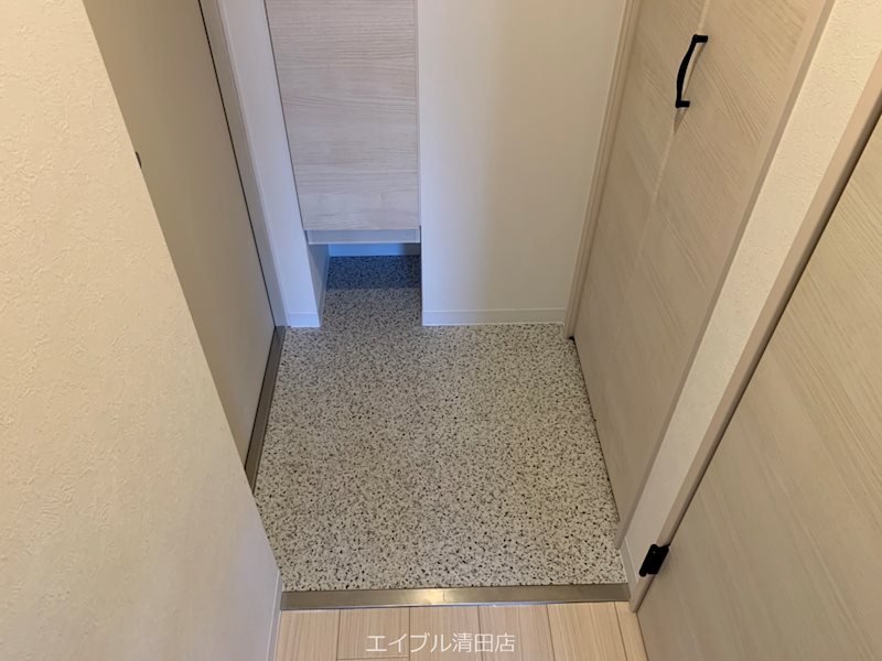 blanche neige trois 玄関