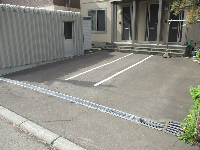 ハイムレトア 駐車場