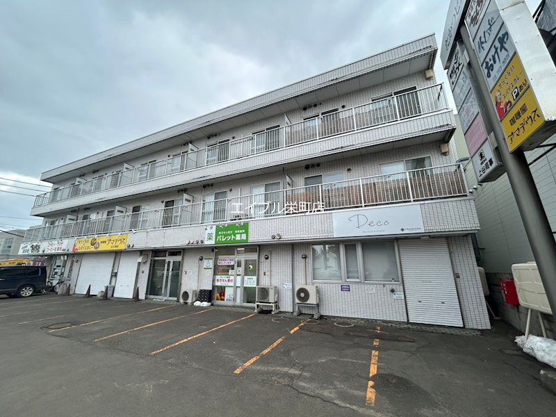 北海道札幌市東区北三十二条東１丁目 エントランス