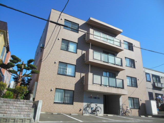 カーサ国際大前 外観
